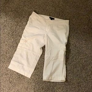 White Banana Republic Crop/Capris
